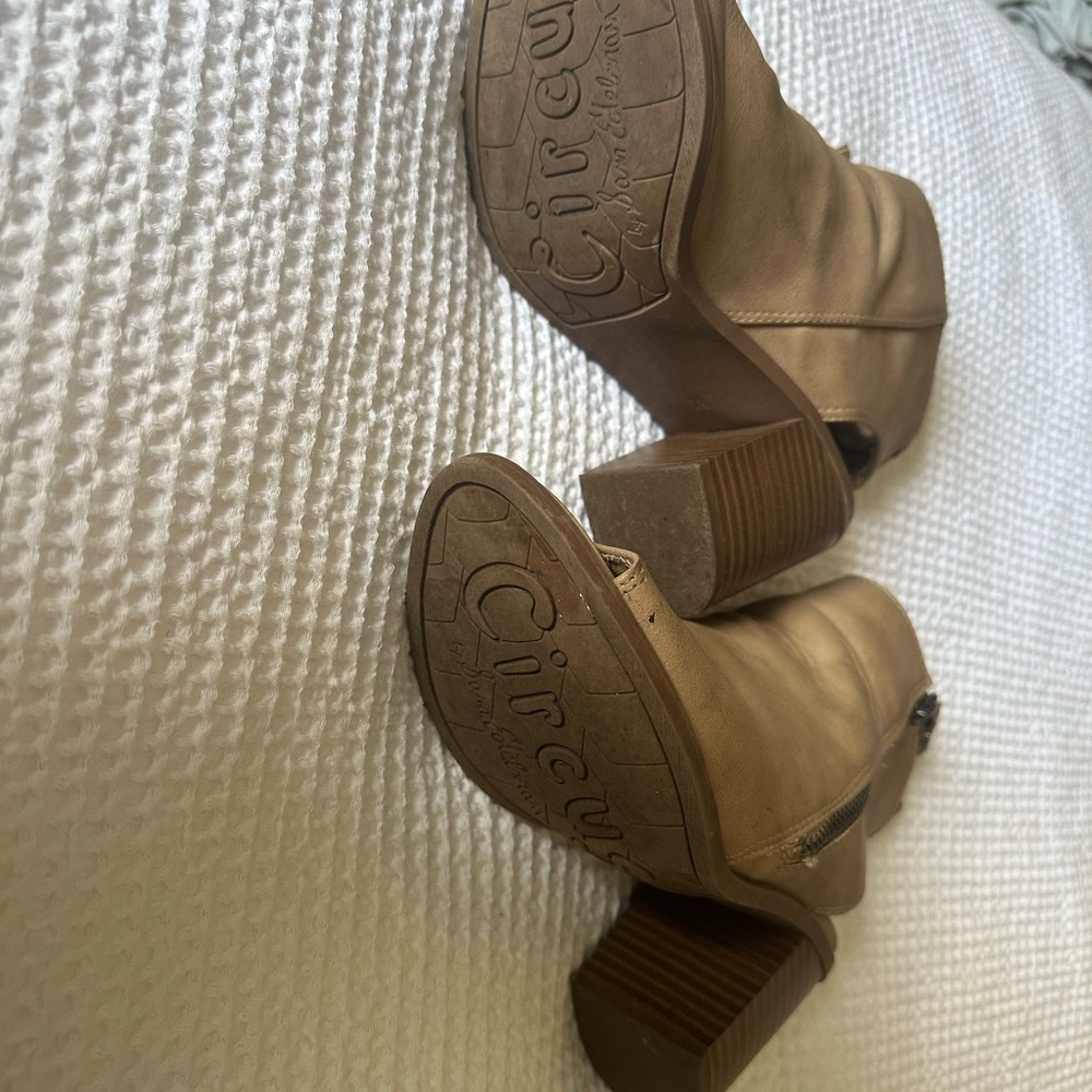 Sam Edelman Circus Booties 7.5 - Picture 4 of 5